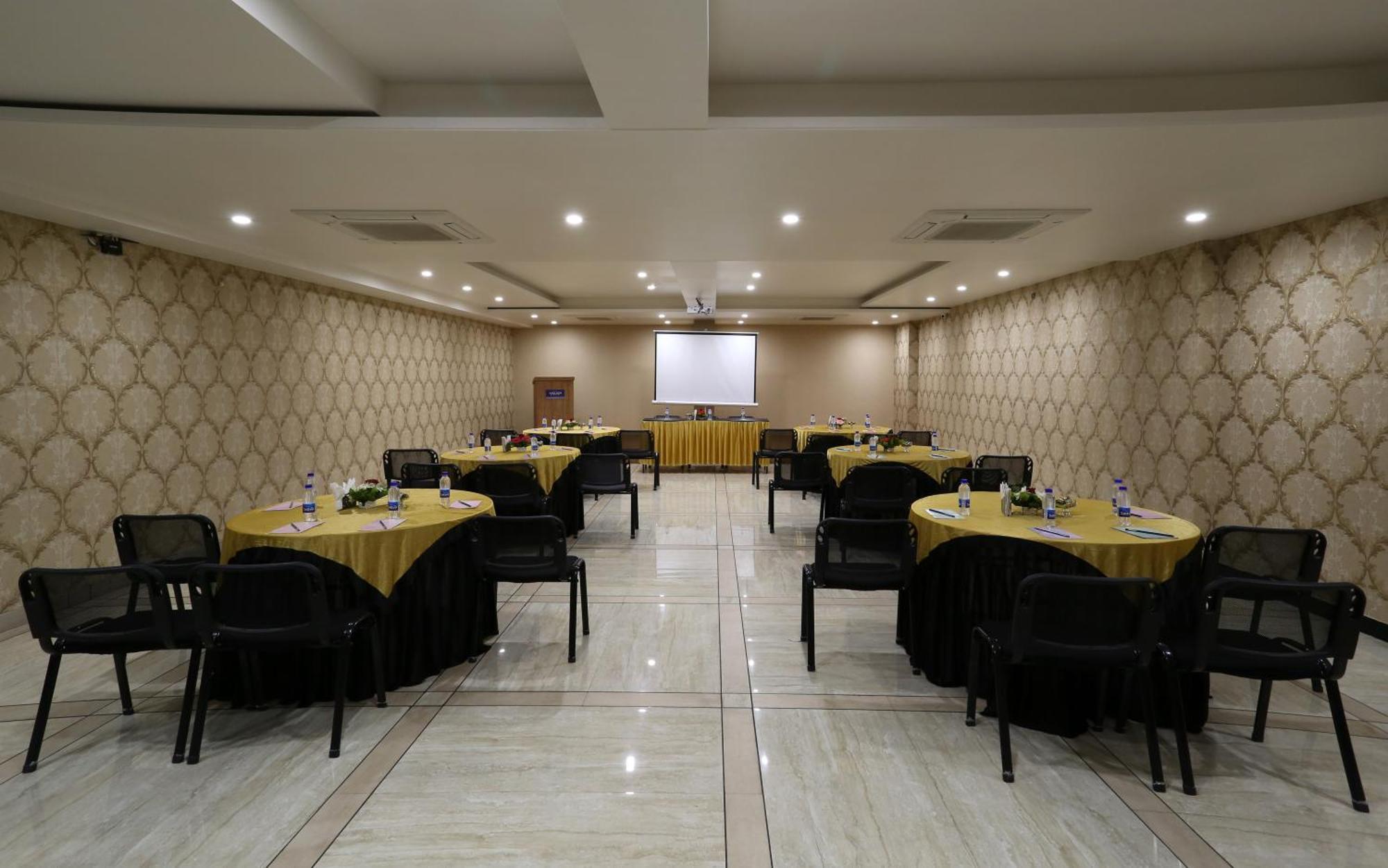 Grand Kailash Hotel Aurangābād Exterior foto